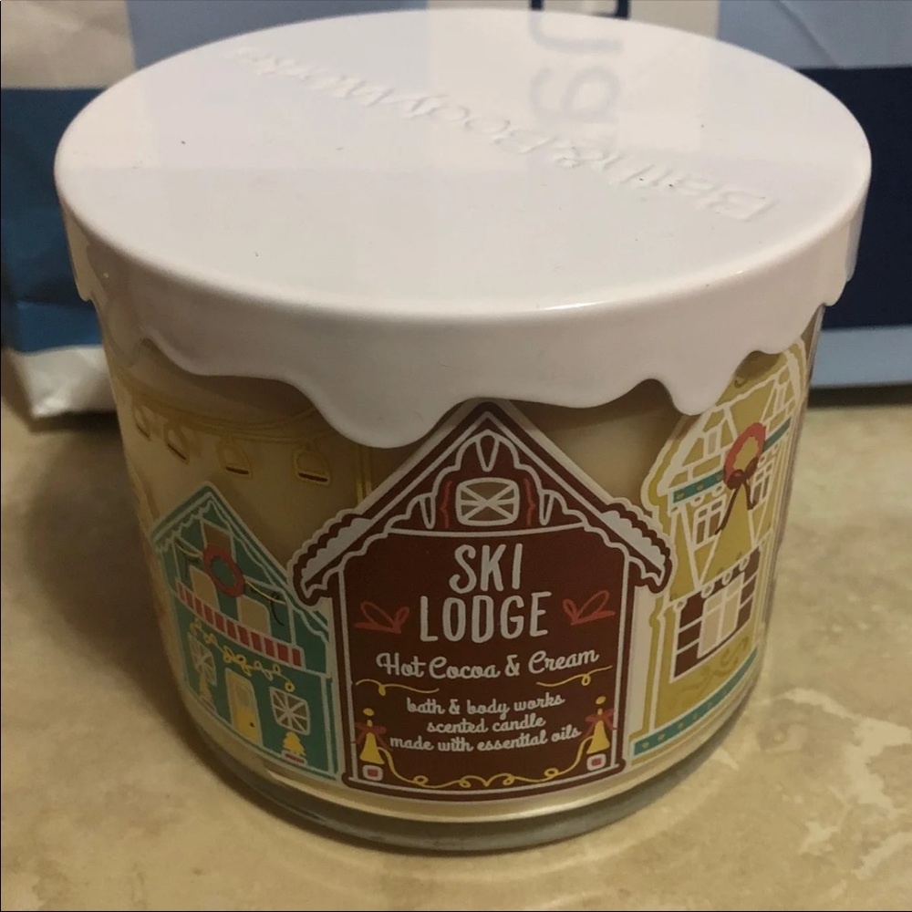 Bath and Body Works Hot Cocoa and Cream Candle